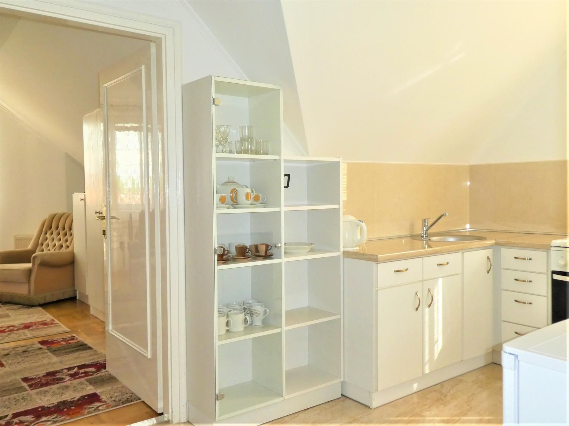 p1090503-2.jpg